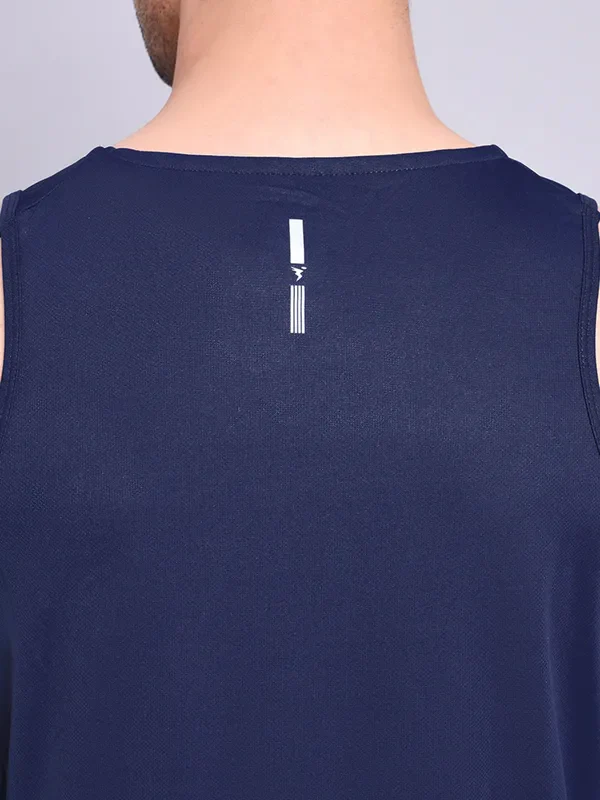 Men Colorblock Slim Fit Scoop Neck Innerwear Vest with TECHNO COOL+ - Image 5
