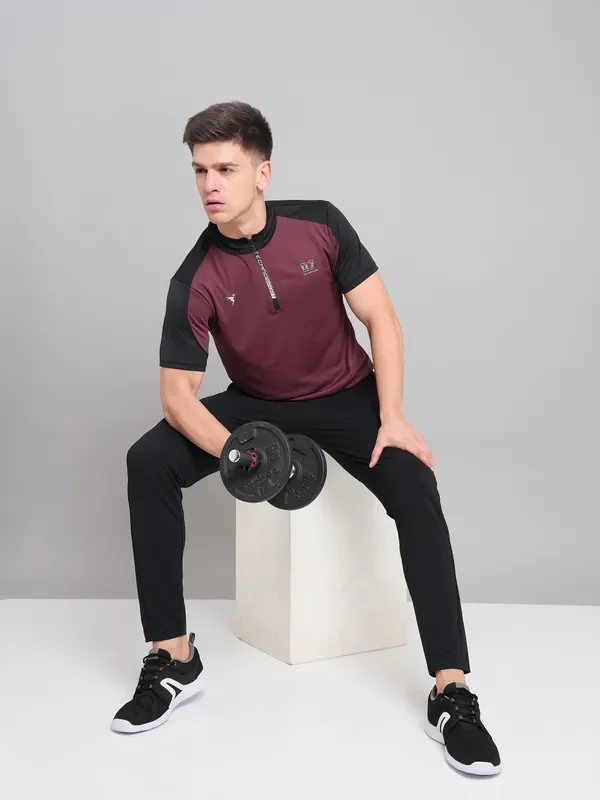 Men Colorblock Slim Fit Mock Neck T-shirt with TECHNO COOL+ - Image 2
