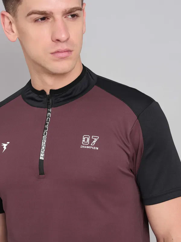 Men Colorblock Slim Fit Mock Neck T-shirt with TECHNO COOL+ - Image 7