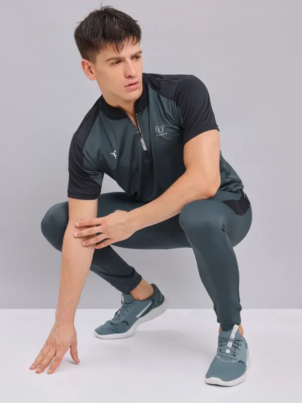 Men Colorblock Slim Fit Mock Neck T-shirt with TECHNO COOL+ - Image 2