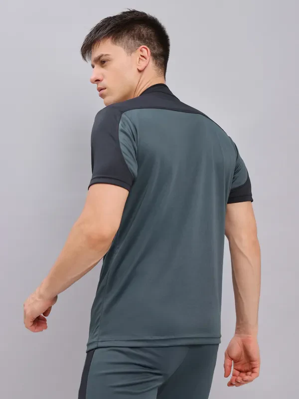 Men Colorblock Slim Fit Mock Neck T-shirt with TECHNO COOL+ - Image 5