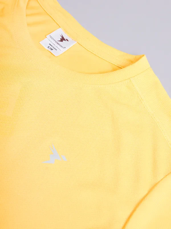 Men Solid Slim Fit Crew Neck T-shirt with TECHNO COOL+ - Image 8