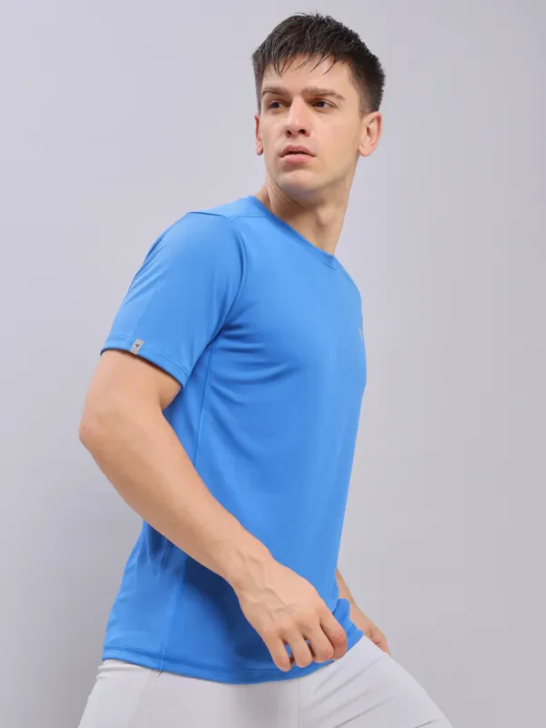 Men Solid Slim Fit Crew Neck T-shirt with TECHNO COOL+ - Image 3