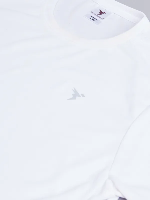 Men Solid Slim Fit Crew Neck T-shirt with TECHNO COOL+ - Image 8