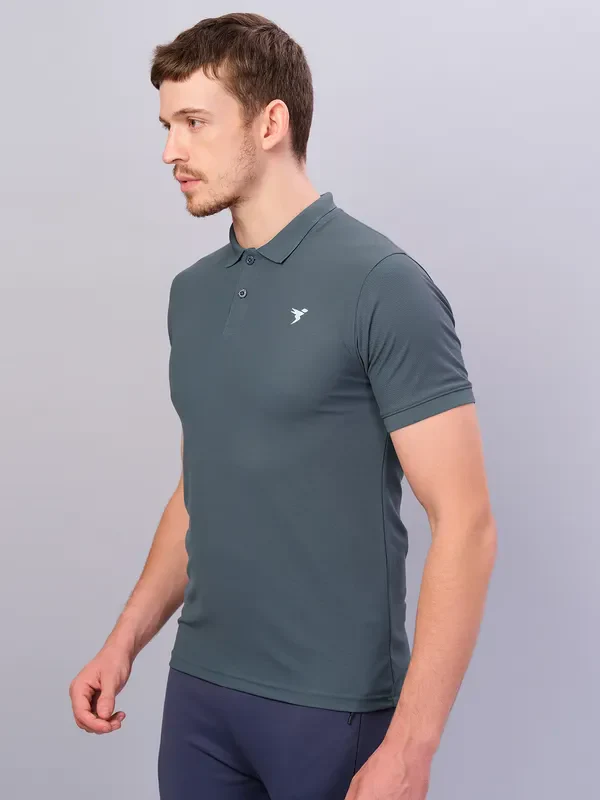 Men Solid Slim Fit Polo T-shirt with MATPIQ - Image 3