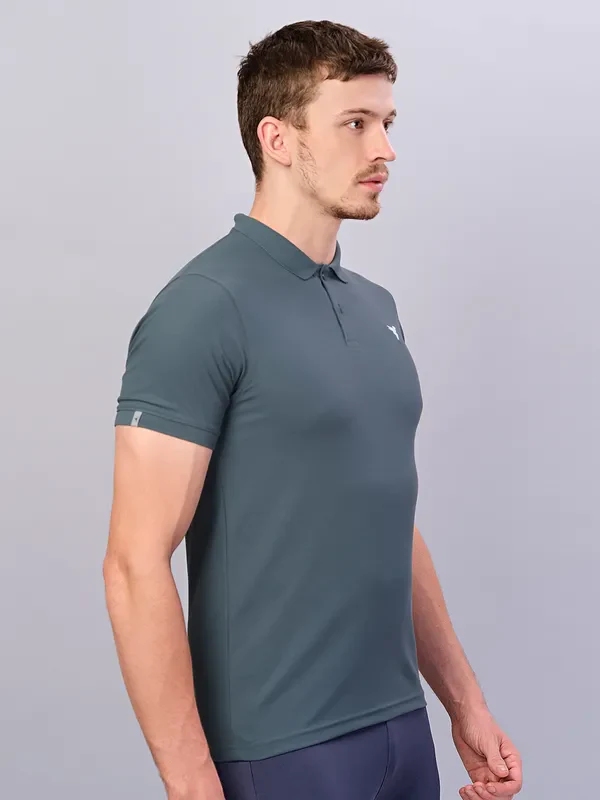 Men Solid Slim Fit Polo T-shirt with MATPIQ - Image 6