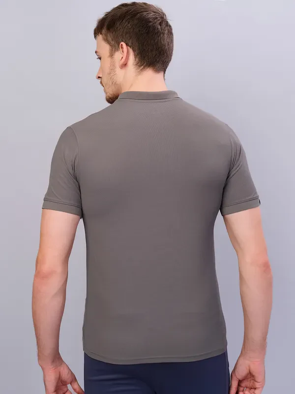 Men Solid Slim Fit Polo T-shirt with MATPIQ - Image 3