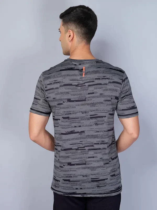 Men Jacquard Slim Fit Crew Neck T-shirt with DOUBLE COOL - Image 3