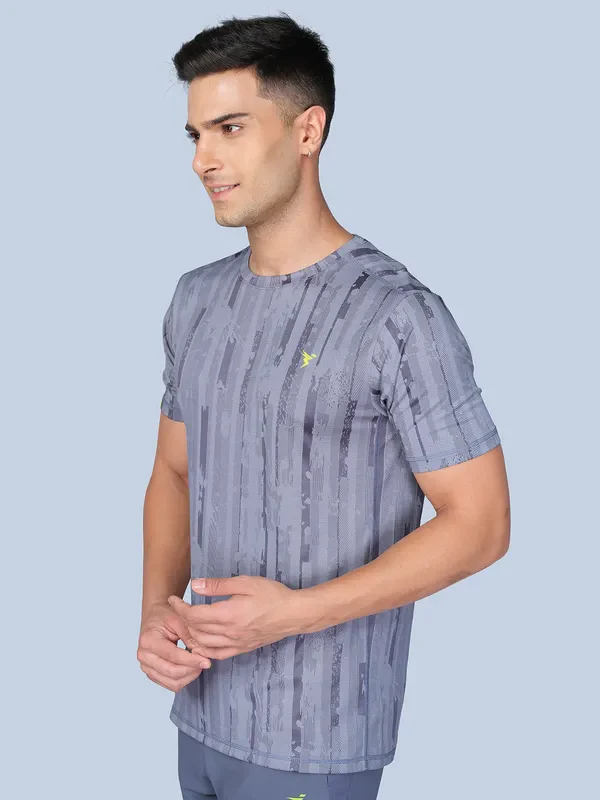 Men Jacquard Slim Fit Crew Neck T-shirt with DOUBLE COOL - Image 6