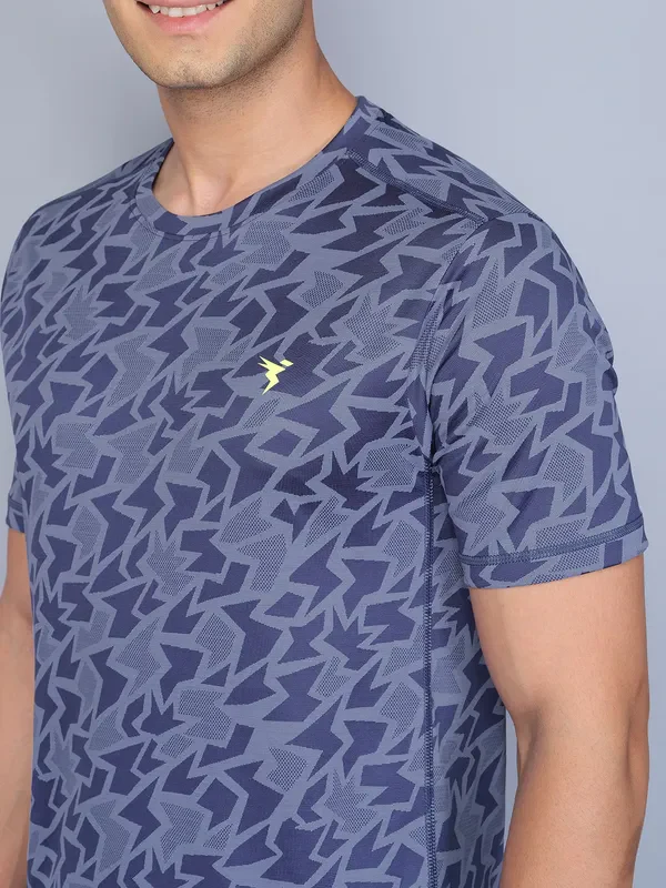 Men Jacquard Slim Fit Crew Neck T-shirt with DOUBLE COOL - Image 5