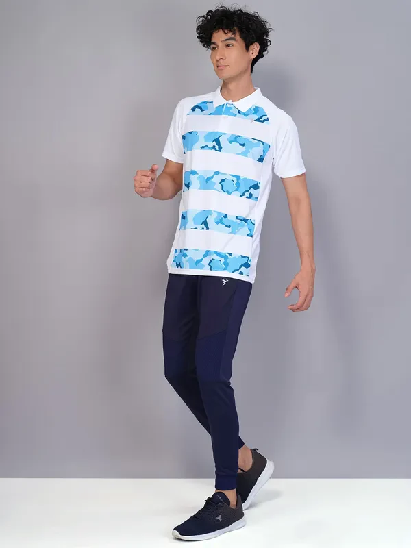 Men Printed Slim Fit Polo T-shirt with TECHNO COOL+ - Image 4