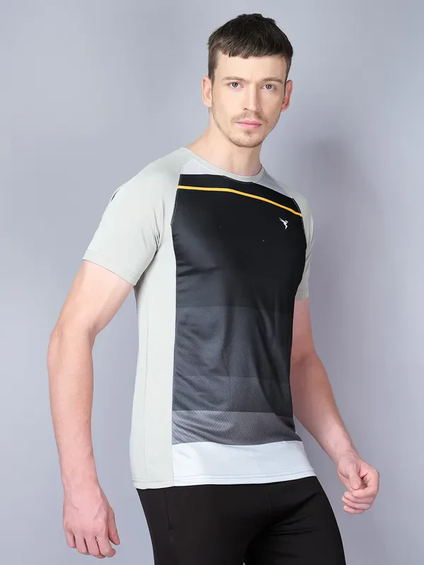 Men Stripe Slim Fit Crew Neck T-shirt with TECHNO COOL - Image 3