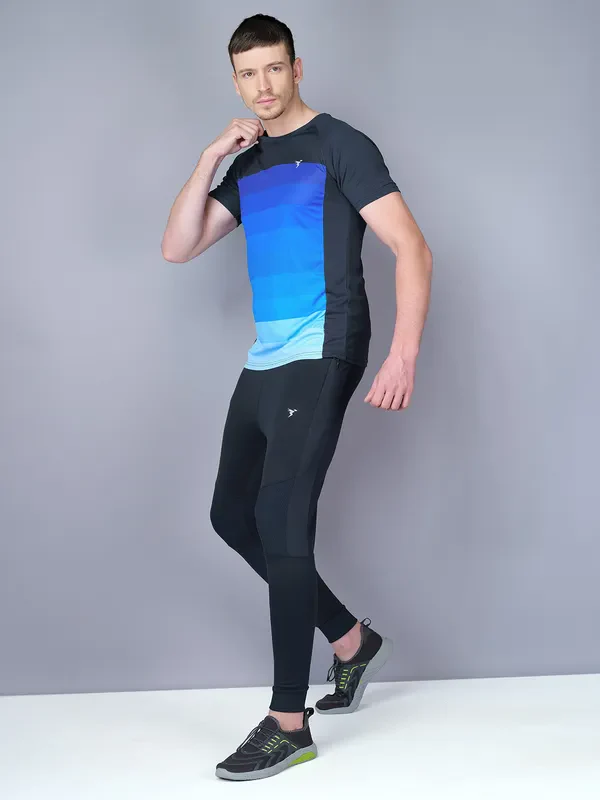 Men Stripe Slim Fit Crew Neck T-shirt with TECHNO COOL - Image 4