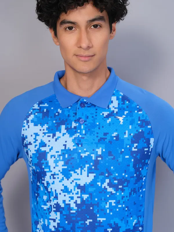 Men Colorblock Slim Fit Polo T-shirt with TECHNO GUARD - Image 5