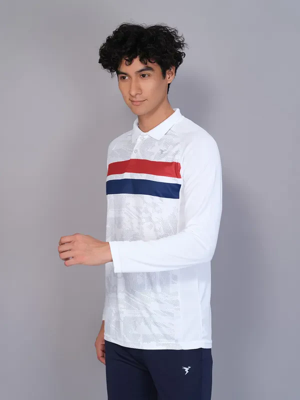 Men Colorblock Slim Fit Polo T-shirt with TECHNO GUARD - Image 4