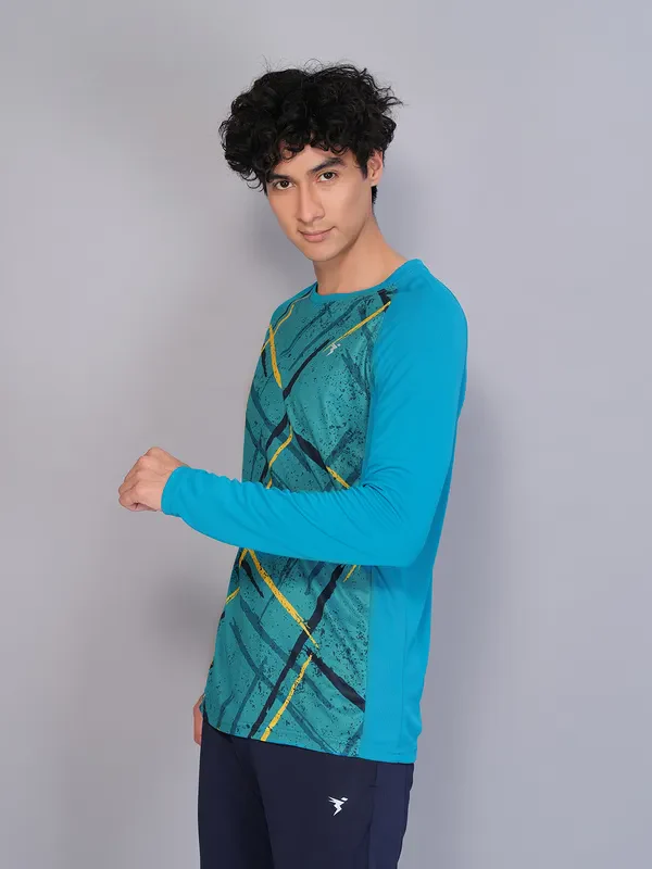 Men Geometric Slim Fit Crew Neck T-shirt with TECHNO COOL - Image 6