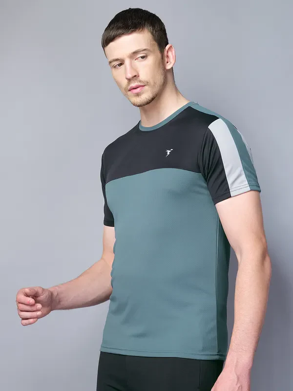 Men Colorblock Slim Fit Crew Neck T-shirt with TECHNO COOL - Image 6