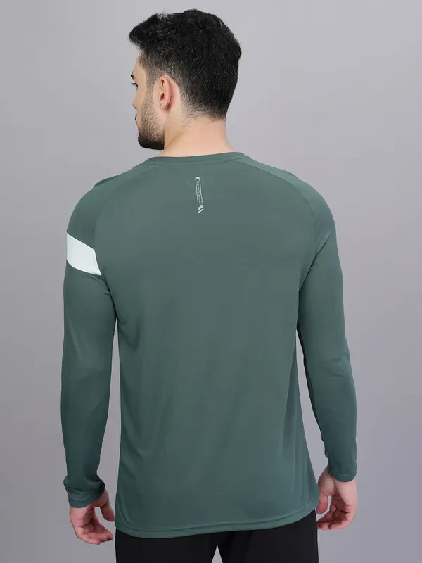 Men Colorblock Slim Fit Crew Neck T-shirt with TECHNO COOL+ - Image 2