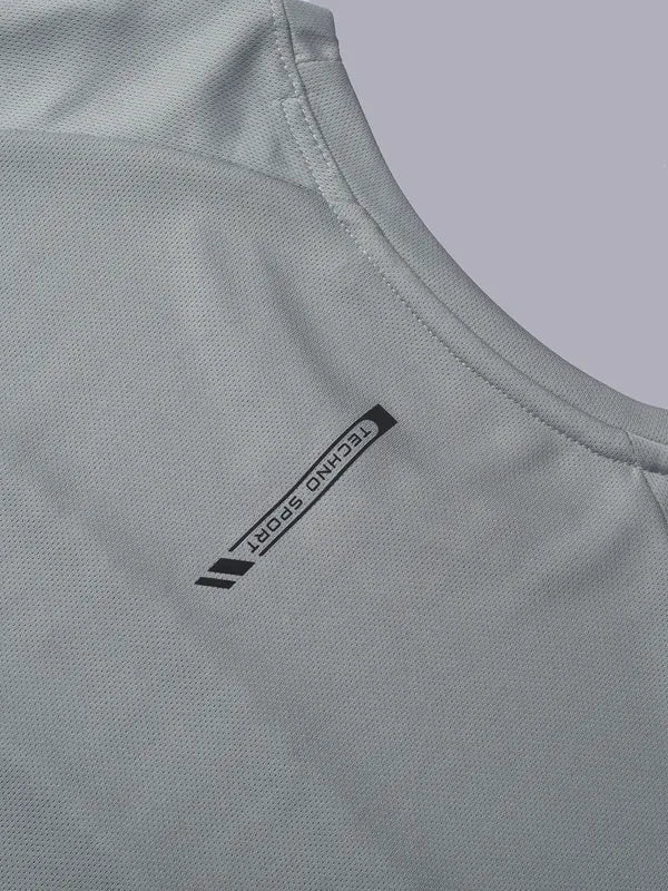Men Colorblock Slim Fit Crew Neck T-shirt with TECHNO COOL+ - Image 7