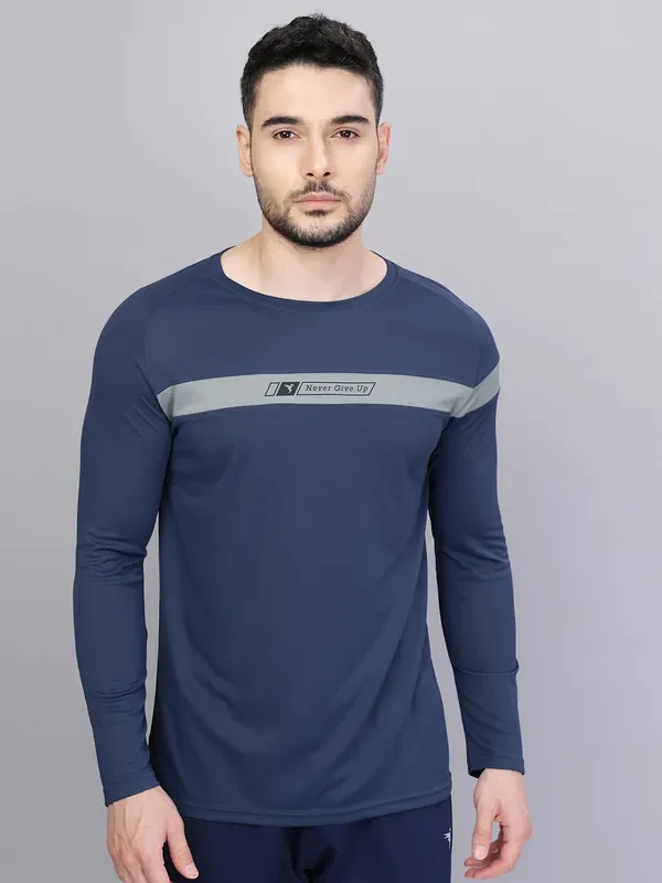 Men Colorblock Slim Fit Crew Neck T-shirt with TECHNO COOL+