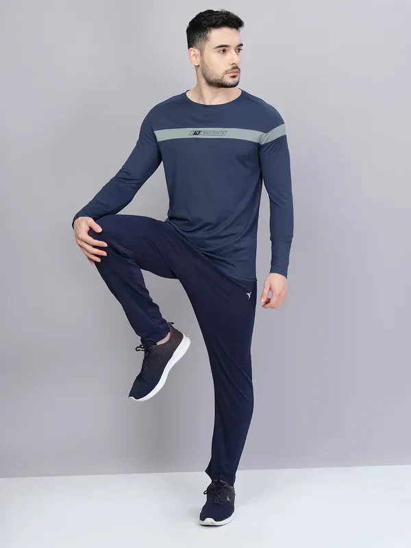 Men Colorblock Slim Fit Crew Neck T-shirt with TECHNO COOL+ - Image 4