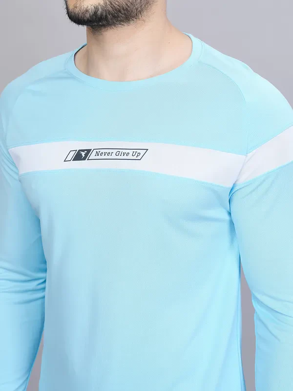 Men Colorblock Slim Fit Crew Neck T-shirt with TECHNO COOL+ - Image 5