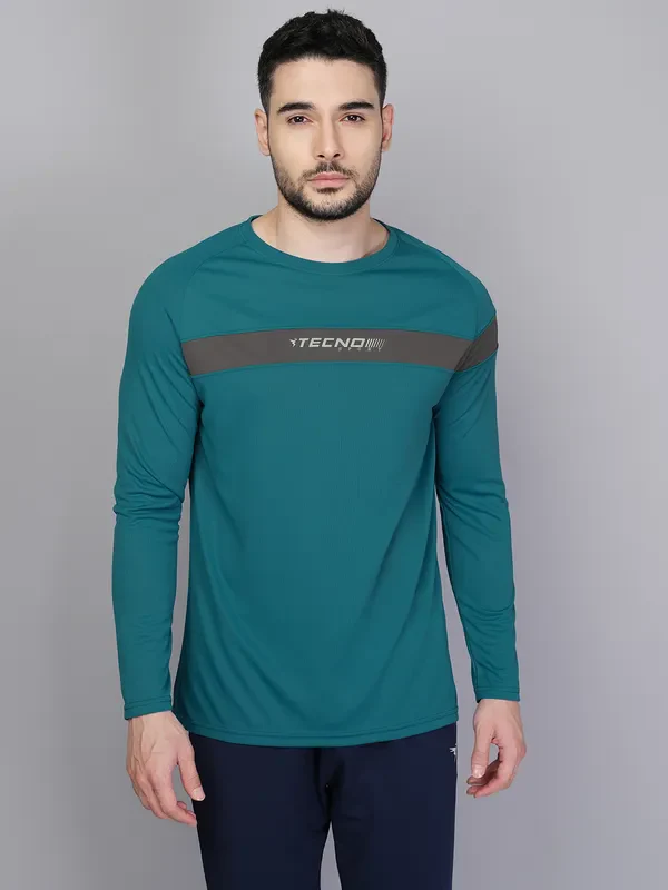 Men Colorblock Slim Fit Crew Neck T-shirt with TECHNO COOL+ - Image 2