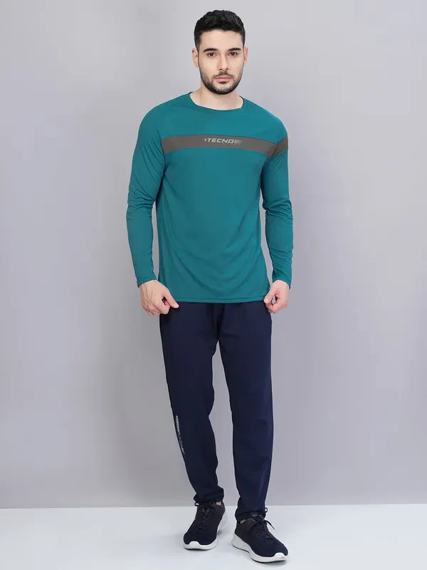 Men Colorblock Slim Fit Crew Neck T-shirt with TECHNO COOL+ - Image 3