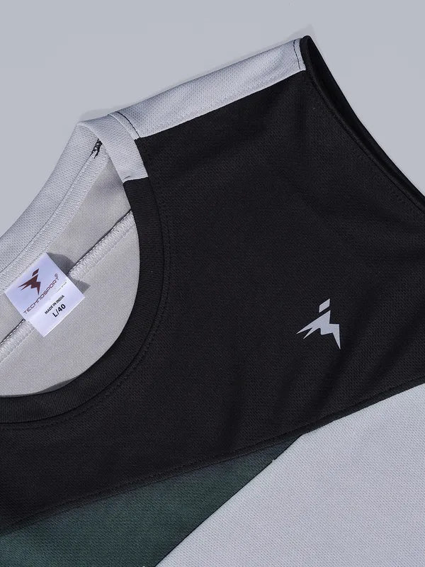Men Colorblock Slim Fit Crew Neck Innerwear Vest with TECHNO COOL - Image 8