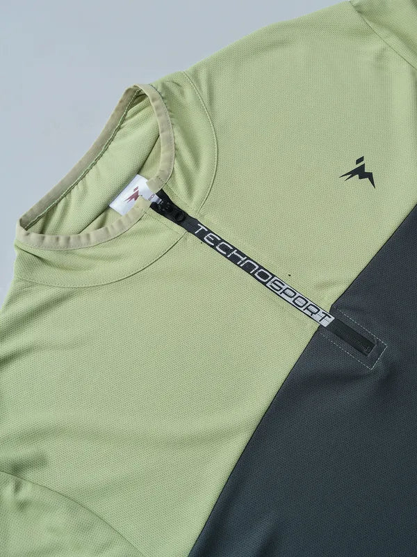 Men Colorblock Slim Fit Mock Neck T-shirt with TECHNO COOL - Image 6