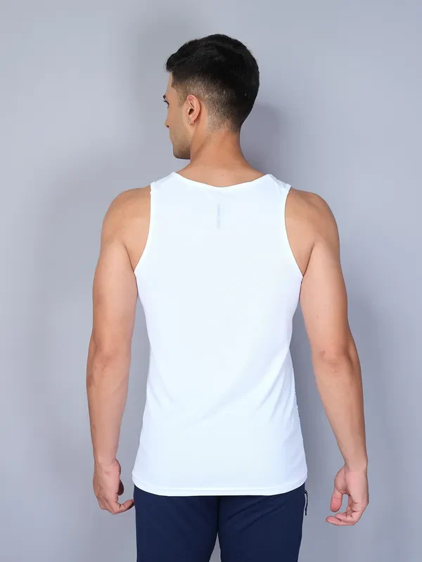Men Printed Slim Fit Scoop Neck Innerwear Vest with TECHNO COOL - Image 3