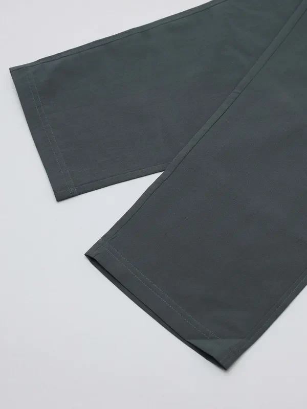 Men Solid Relax Fit Joggers with TECHNOLITE - Image 9