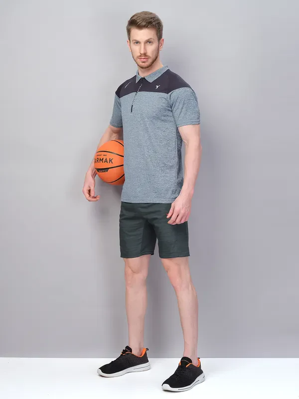 Men Melange Slim Fit Shorts with TECHNOLITE - Image 4