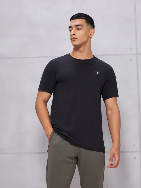 Men Solid Slim Fit Crew Neck T-shirt with COTFLEX - Image 3