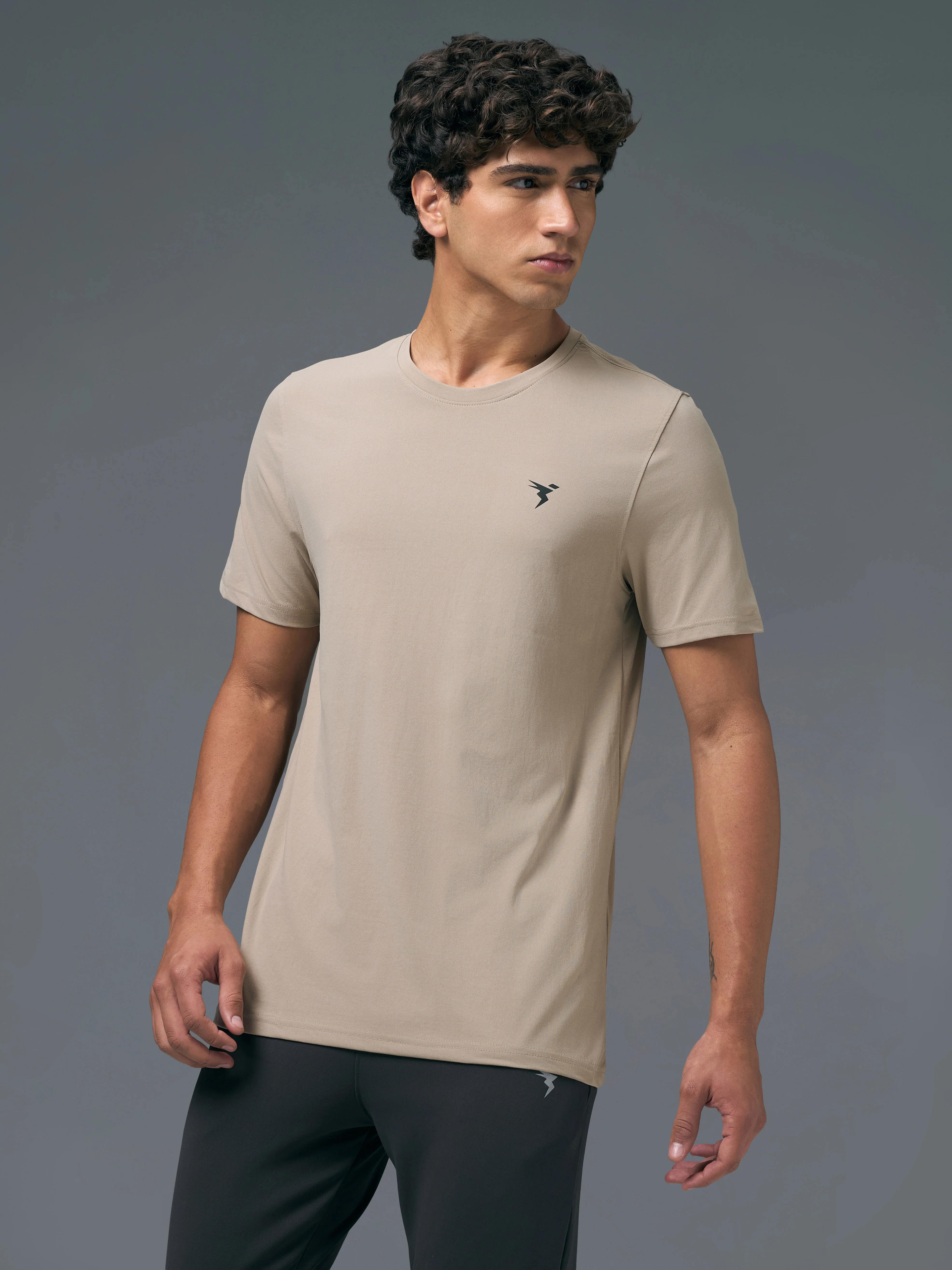 Men Solid Slim Fit Crew Neck T-shirt with COTFLEX - Image 4