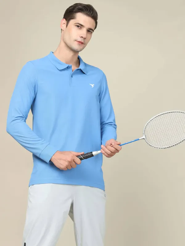 Men Solid Slim Fit Polo T-shirt with MATPIQ
