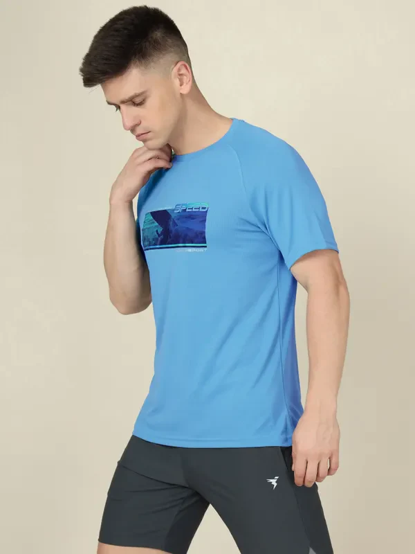 Men Graphic Printed Slim Fit Crew Neck T-shirt with TECHNO COOL+ - Image 5