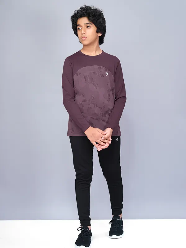 Boys Jacquard Slim Fit Crew Neck T-shirt with VENTMESH - Image 2
