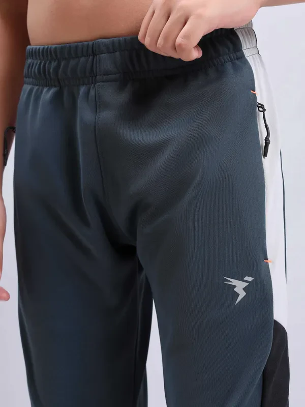 Boys Colorblock Slim Fit Joggers with TECHNO GUARD - Image 5