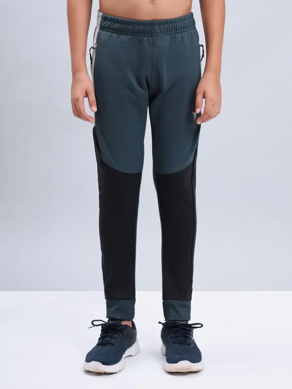 Boys Colorblock Slim Fit Joggers with TECHNO GUARD - Image 6