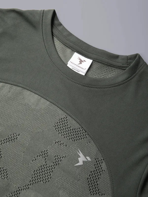 Boys Jacquard Slim Fit Crew Neck T-shirt with VENTMESH - Image 8