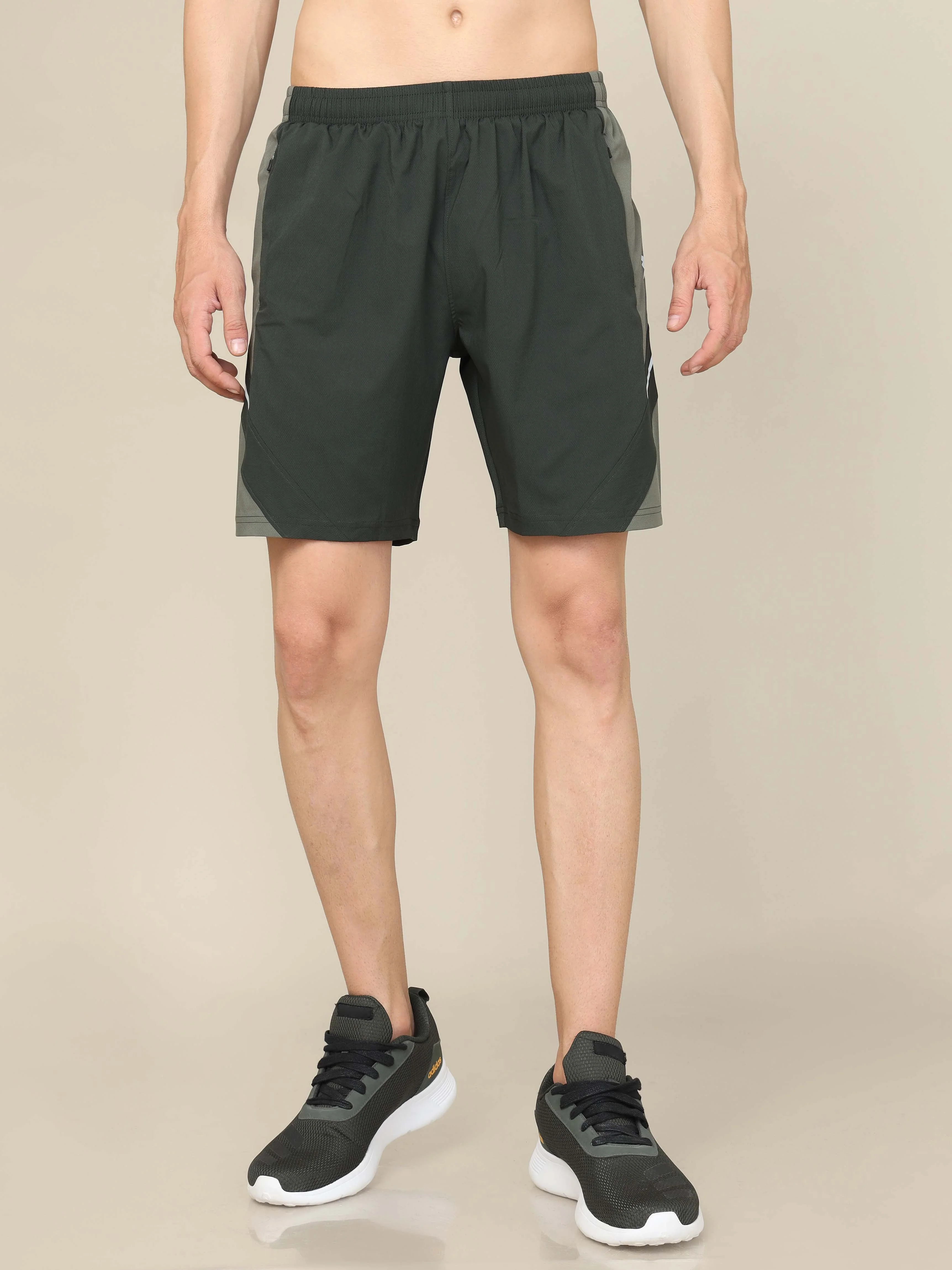 Men Colorblock Slim Fit Shorts with Lytra - Image 2
