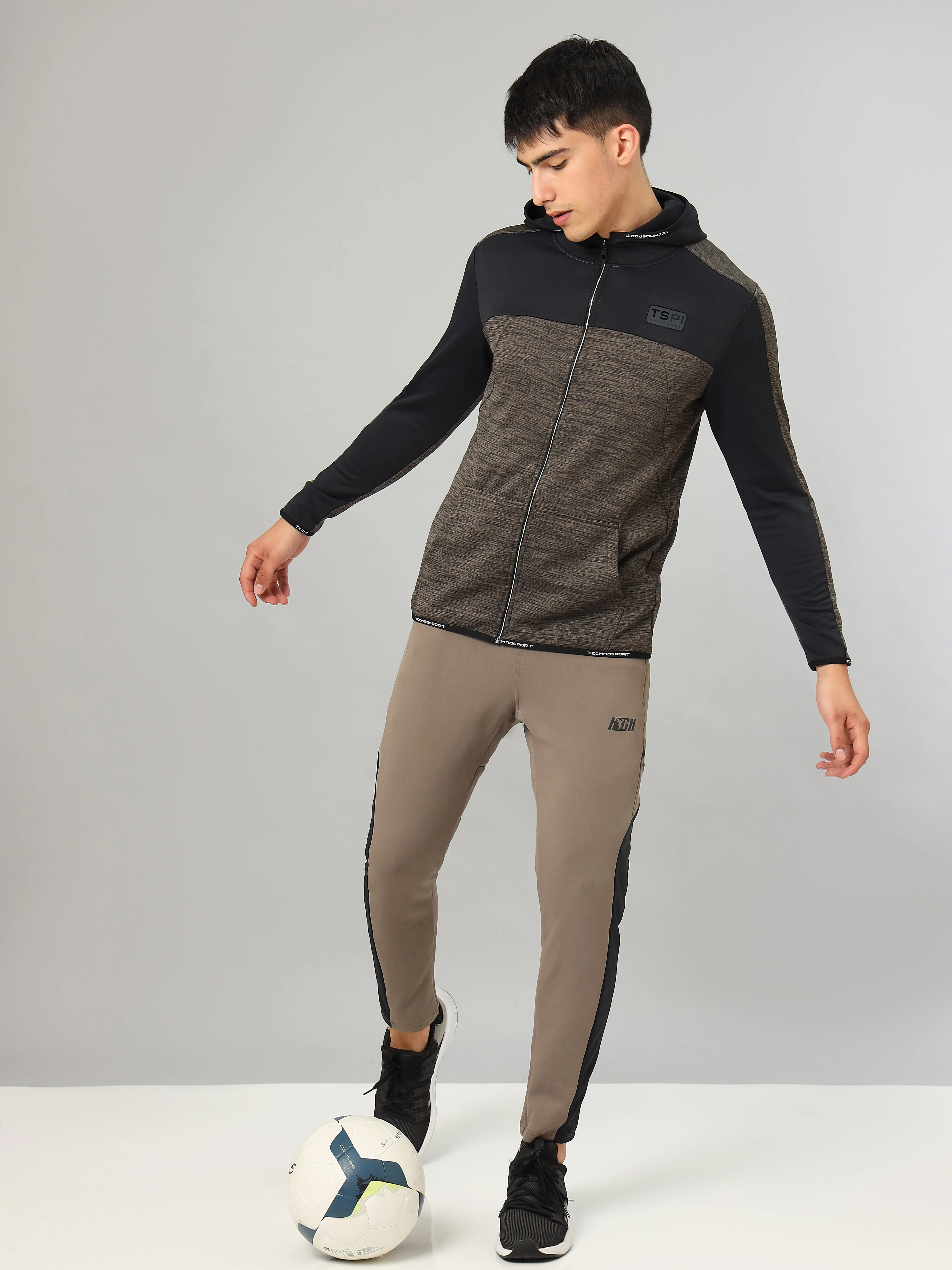 Men Melange Slim Fit Hooded Jacket with TECHNOLITE - Image 5