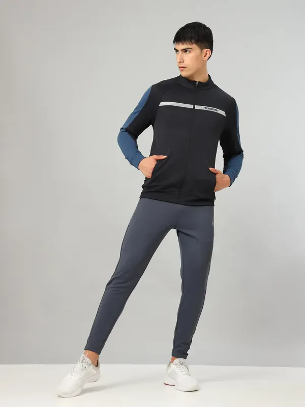 Men Colorblock Slim Fit Mock Neck Jacket with TECHNO GUARD - Image 5