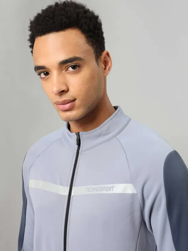 Men Colorblock Slim Fit Mock Neck Jacket with TECHNO GUARD - Image 7