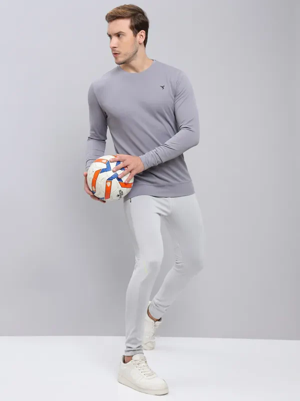 Men Solid Slim Fit Crew Neck T-shirt with ELASTO PLUS - Image 2