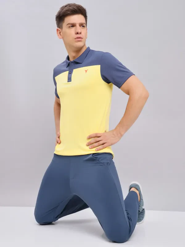 Men Colorblock Relax Fit Polo T-shirt with TECHNO COOL+