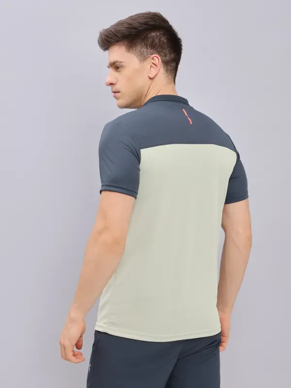 Men Colorblock Relax Fit Polo T-shirt with TECHNO COOL+ - Image 4