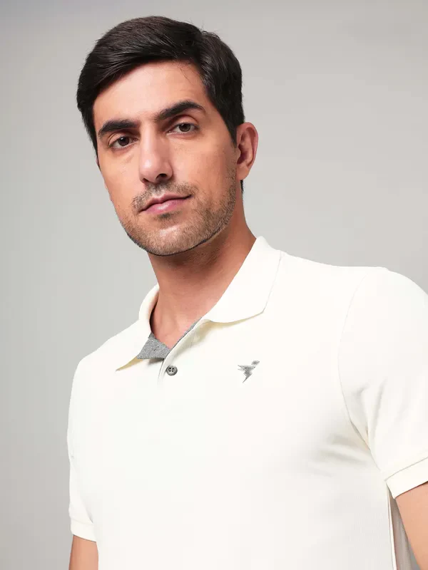 Men Solid Slim Fit Polo T-shirt with MATPIQ - Image 6