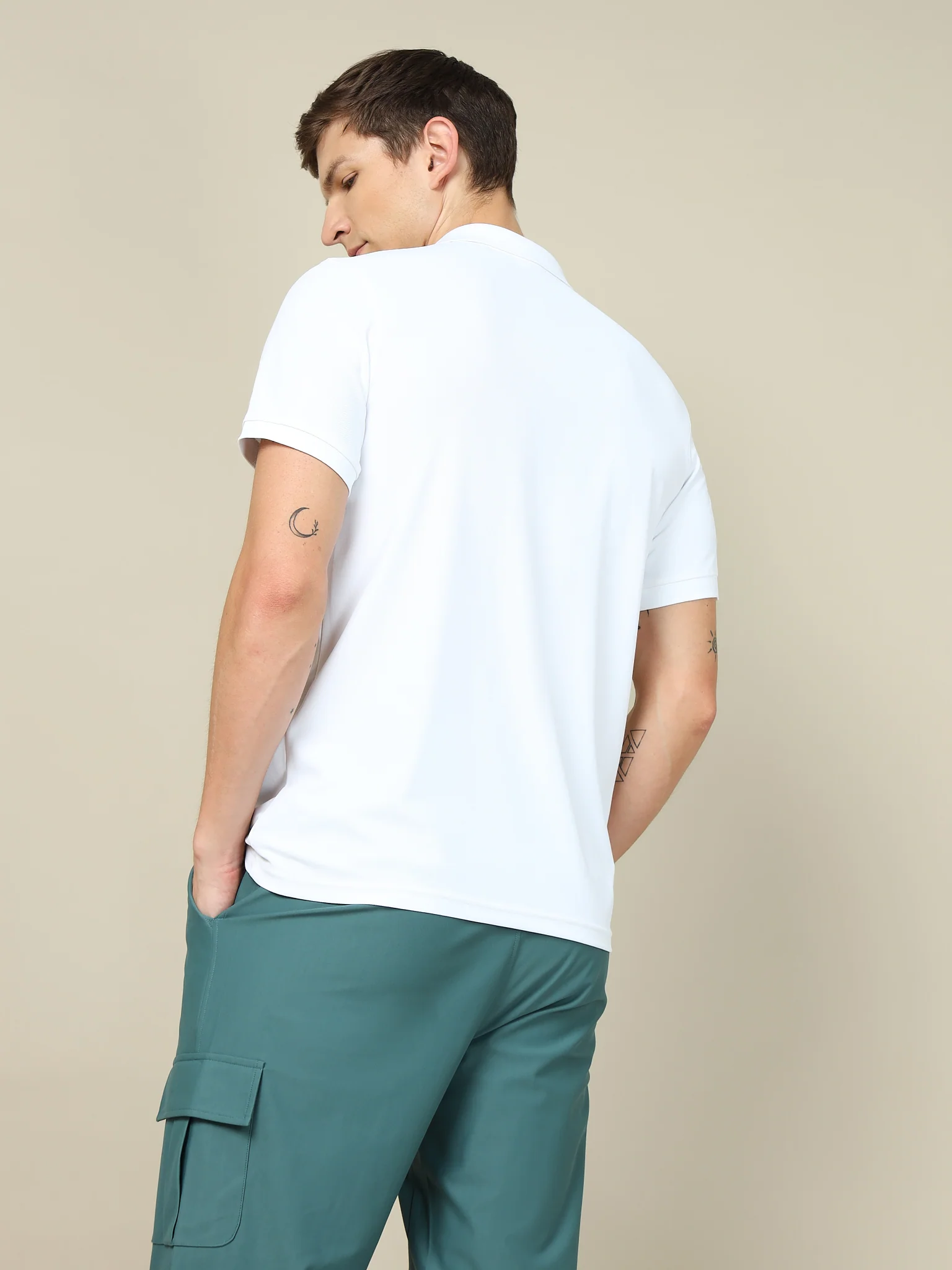 Men Solid Slim Fit Polo T-shirt with MATPIQ - Image 3